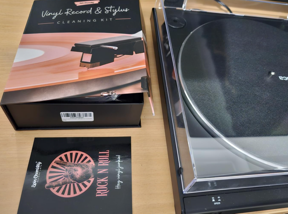 <h2>WHAT VINYL LOVERS ARE SAYING</h2>